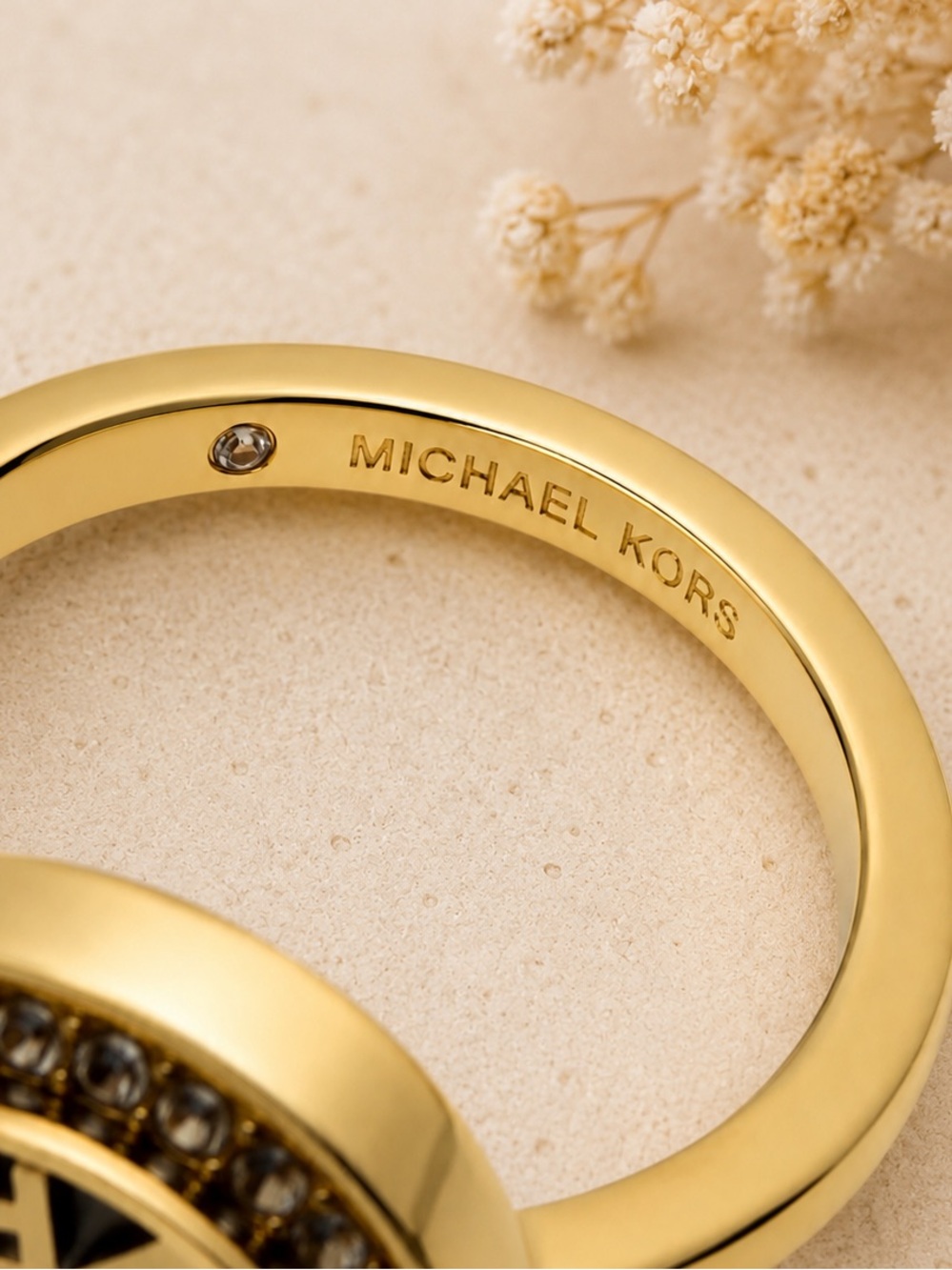 Michael Kors MK Logo Embellished Plaque Black Gold Ring. Size 7 - Picture 4 of 4